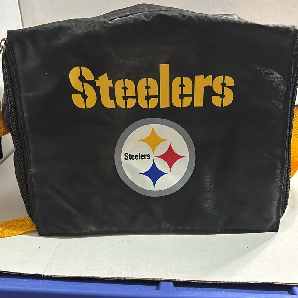 NFL Pittsburgh Steelers Black and Yellow Men's Insulated Bag New With Tags